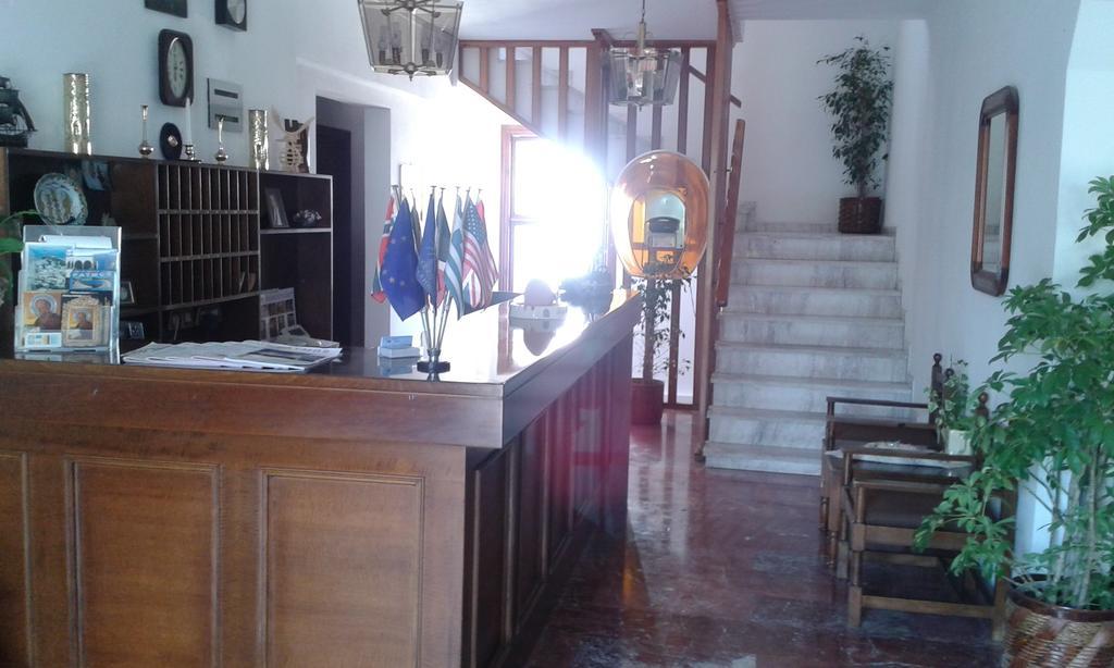 Plaza Hotel Skala Exterior foto