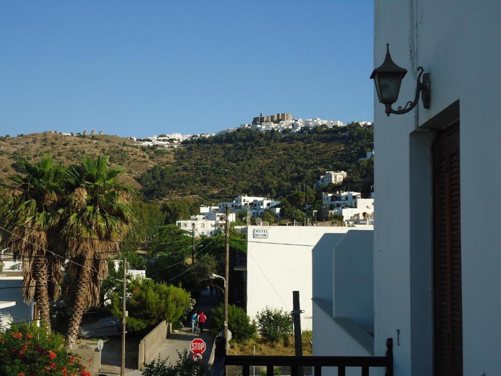 Plaza Hotel Skala Exterior foto